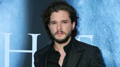 Kit Harington s-a internat într-un centru de reabilitare din cauza problemelor cauzate de stres și alcool