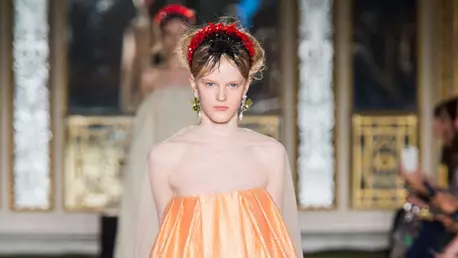 Simone Rocha colecția primăvară-vară 2019