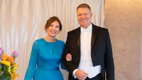 Andreea Tincu, designerul rochiei purtate de Carmen Iohannis la încoronarea Împăratului Japoniei, vorbește în exclusivitate despre colaborarea cu Prima Doamnă a României