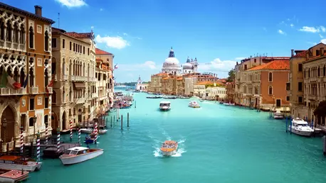 10 atracții turistice din Europa pe care ar trebui să le eviți