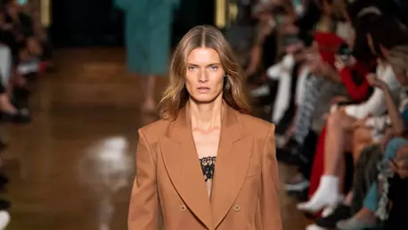 Stella McCartney colecția primăvară-vară 2020