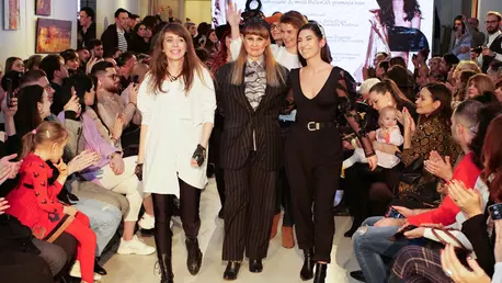 (P) Absolvenții cursurilor de Design Vestimentar și Design Pălării DallesGO și-au prezentat colecțiile de absolvire