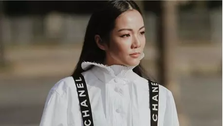 Top 8 piese sub 200 lei pe care să le porți în videoconferințe