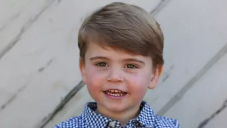 Prințul Louis a împlinit doi ani, iar fotografiile făcute de Kate Middleton au o semnificație specială