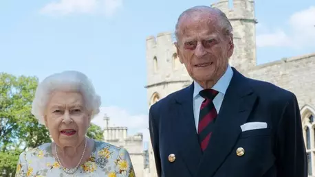 Prințul Philip împlinește astăzi 99 de ani! Fotografia inedită făcută publică cu acesta și Regina Elisabeta a II-a