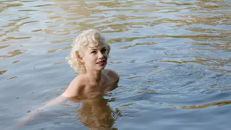 Cele mai sexy 15 filme de urmărit acum pe Netflix