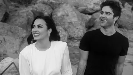 Demi Lovato a anulat logodna cu Max Ehrich