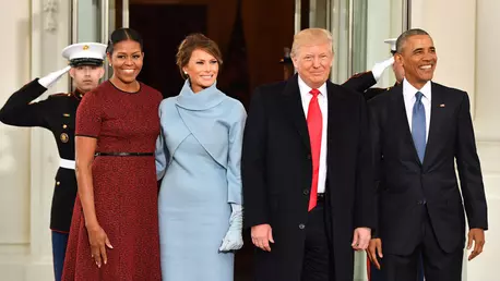 Comentariile denigratoare făcute de Melania Trump la adresa lui Michelle Obama ies acum la iveală