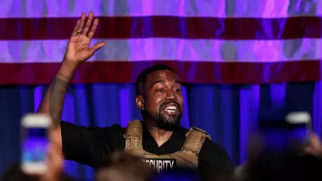 Reacția lui Kanye West după ce Jennifer Aniston și-a sfătuit fanii să nu îl voteze