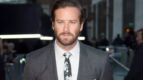 Prima reacție a lui Armie Hammer în scandalul mesajelor în care ar fi spus că este canibal și are fantezii sexuale legate de viol