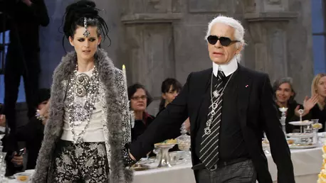 Legendarul topmodel Stella Tennant s-a sinucis, anunță familia ei