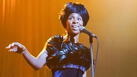 7 seriale din 2021 care trebuie văzute dacă ești pasionată de modă