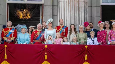 Cum a reacționat familia regală la anunțul că Meghan și Harry așteaptă al doilea copil