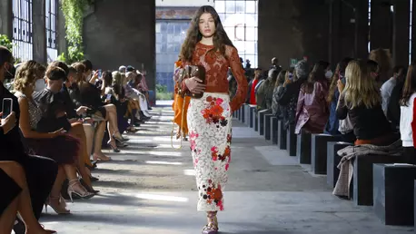 Cele mai cool piese croșetate disponibile acum, sub 200 lei