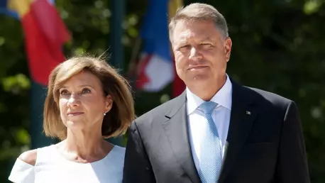 Ținuta purtată de Carmen Iohannis la festivitatea de deschidere a noului an școlar