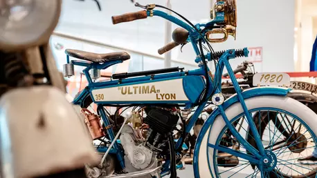 Povești pe două roți la Promenada Mall: o expoziție inedită dedicată istoriei motociclismului