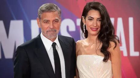 Amal Clooney, în centrul atenției la un eveniment caritabil