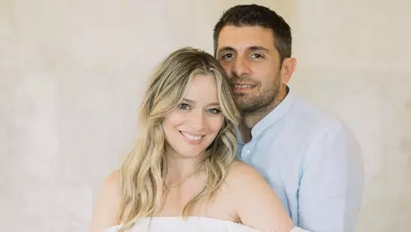 Laura Cosoi a născut! Actrița și soțul ei au devenit părinți pentru a treia oară