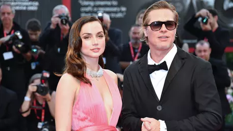 Premiera Blonde la Veneția: Brad Pitt și Ana de Armas dau tonul celebrărilor