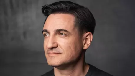 Performanță fantastică! George Buhnici își plânge de milă și își induce publicul în eroare în doar cinci minute