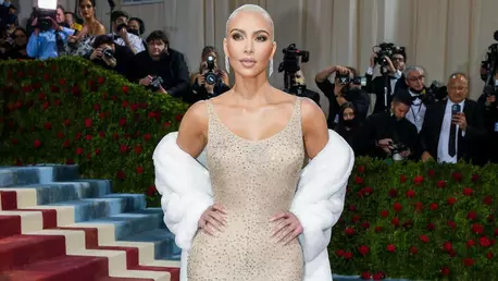 Noi detalii despre apariția lui Kim Kardashian la Met Gala. Într-o primă fază, vedetei nu i-a fost permis să poarte rochia lui Marilyn Monroe