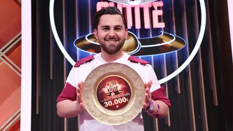 Janni Alexandridis este câștigătorul Chefi la Cuțite, sezonul 12. Primele declarații: "Nu pot să-mi țin emoțiile"