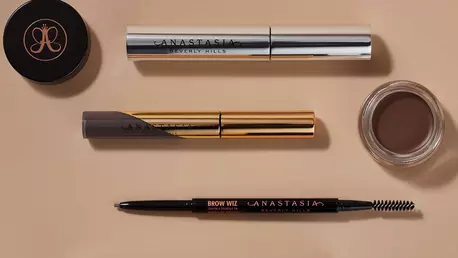 Adoptă un look de Hollywood, cu ajutorul beauty experților Anastasia Beverly Hills, iar Mastercard îți răsplătește alegerile premium!