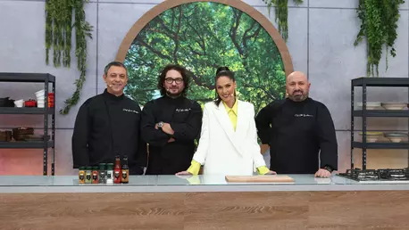 Antena 1 anunță 4 noi jurați la Chefi la cuțițe după ce Florin Dumitrescu, Cătălin Scărlătescu și Sorin Bontea au părăsit emisiunea