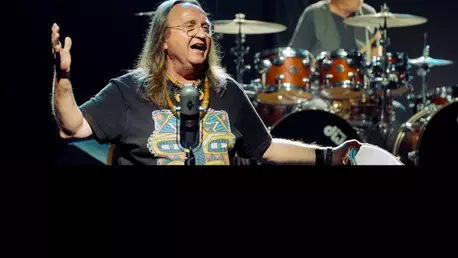 Artistul legendar, Mike Godoroja, lansează „ ANA FRUMOASĂ FATĂ”, un video art-rock înregistrat într-un studio 100% analog 