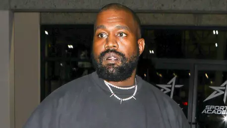 Fanii lui Kanye West, șocați de apariția recentă a rapperului. Ce detaliu îngrijorător au observat pe fața artistului