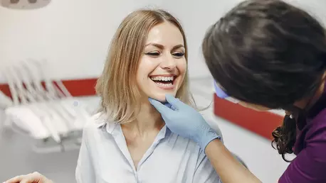 Transformarea zâmbetului tău: Descoperă magia fațetelor dentare