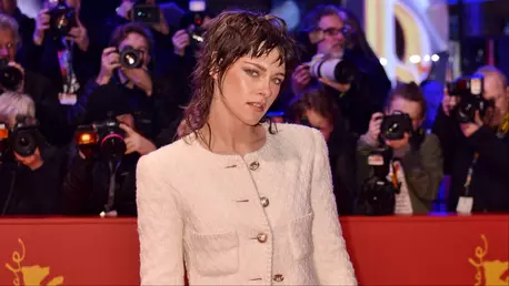 Kristen Stewart, apariție controversată la premiera "Love Lies Bleeding". Ce ținută a ales actrița