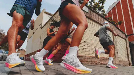adidas prezintă noul ULTRABOOST 5 – gândit să ofere cel mai mare boost de energie de până acum