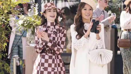 ELLE INTERVIU: Marylin Fitoussi, despre costumele fabuloase din Emily in Paris