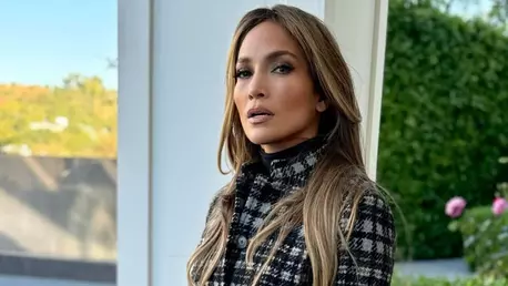 Jennifer Lopez, apariție spectaculoasă la Londra. Artista a purtat o ținută în valoare de peste 14.000 de dolari