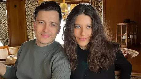 Alice Peneacă a fost cerută în căsătorie. Primele imagini cu inelul superb primit de la partenerul ei