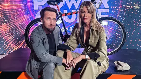 Dani Oțil, confesiuni despre relația cu soția lui. Ce s-a întâmplat la prima lor întâlnire: "Ea a fost prima care mi-a răspuns..."