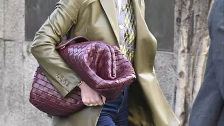 Top 5 cele mai cool modele de genți - la prețuri accesibile - pentru 2025