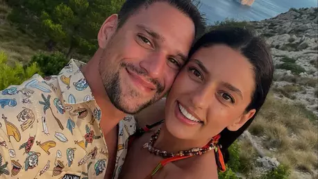 Vlad Gherman a împlinit 32 de ani. Ce mesaj emoționant i-a transmis public soția lui, Oana Moșneagu: "Sunt mândră de noi. Și de tine. Foarte mândră..."