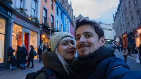 Andrei Leonte, primul câștigător X Factor, s-a logodit. Unde a cerut-o în căsătorie pe Laura Popa