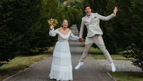 Ilona Brezoianu este însărcinată pentru prima dată! Anunțul făcut de actriță: "Suntem mega fericiți"