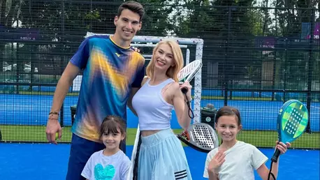 Andreea Bălan a împlinit 41 de ani. Cum a fost surprinsă artista de Victor Cornea și fiicele ei: "Sunt recunoscătoare pentru tot"