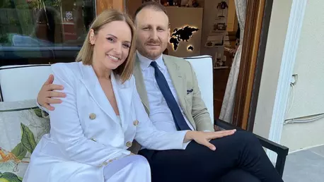 Noi detalii despre despărțirea cuplului Andreea Marin & Adrian Brâncoveanu. Ce decizii neașteptate a luat acesta înainte ca prezentatoarea să confirme separarea