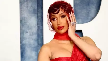 Cardi B a dezvăluit primele imagini cu băiețelul ei nou-născut. Artista a devenit din nou mamă
