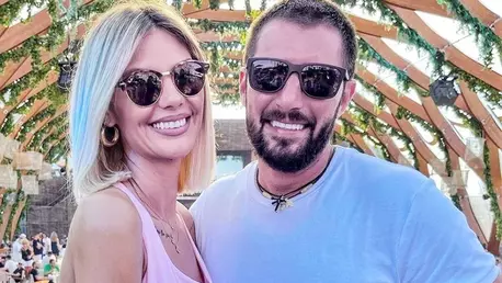 Cătălin Cazacu i-a cerut inelul de logodnă înapoi fostei sale partenere, Ramona Olaru, după ce s-au despărțit: "A însemnat foarte mult"