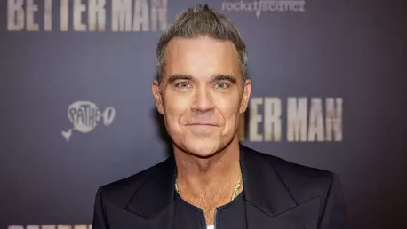 Robbie Williams, apariție rară alături de fiica sa, Teddy. Adolescenta și-a făcut debutul în actorie
