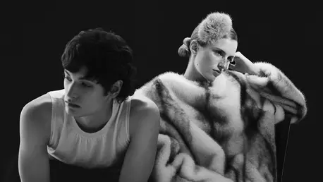 Editorial fashion: All flowers in time bend towards the sun