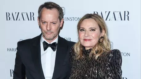 Kim Cattrall s-a căsătorit cu Russell Thomas într-o ceremonie intimă și elegantă la Londra