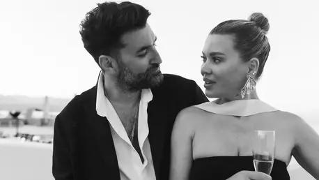 Smiley, declarație de dragoste pentru Gina Pistol de ziua ei de naștere. Prezentatoarea a împlinit 45 de ani: "Iubita mea"