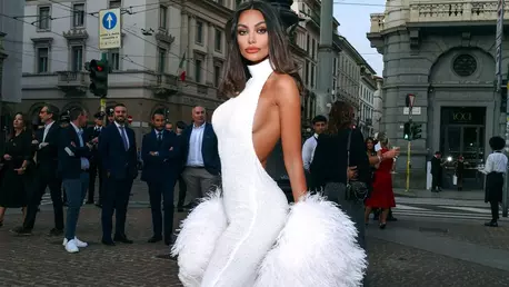 Ce sumă fabuloasă cere ca despăgubire Mădălina Ghenea femeii care a hărțuit-o timp de șase ani
